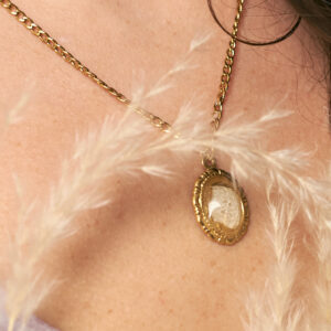 Collar talismán
