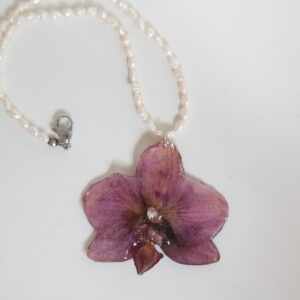 Collar Orquídea Mediana