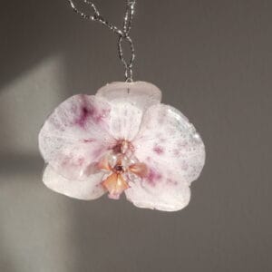 Collar Orquídea Grande